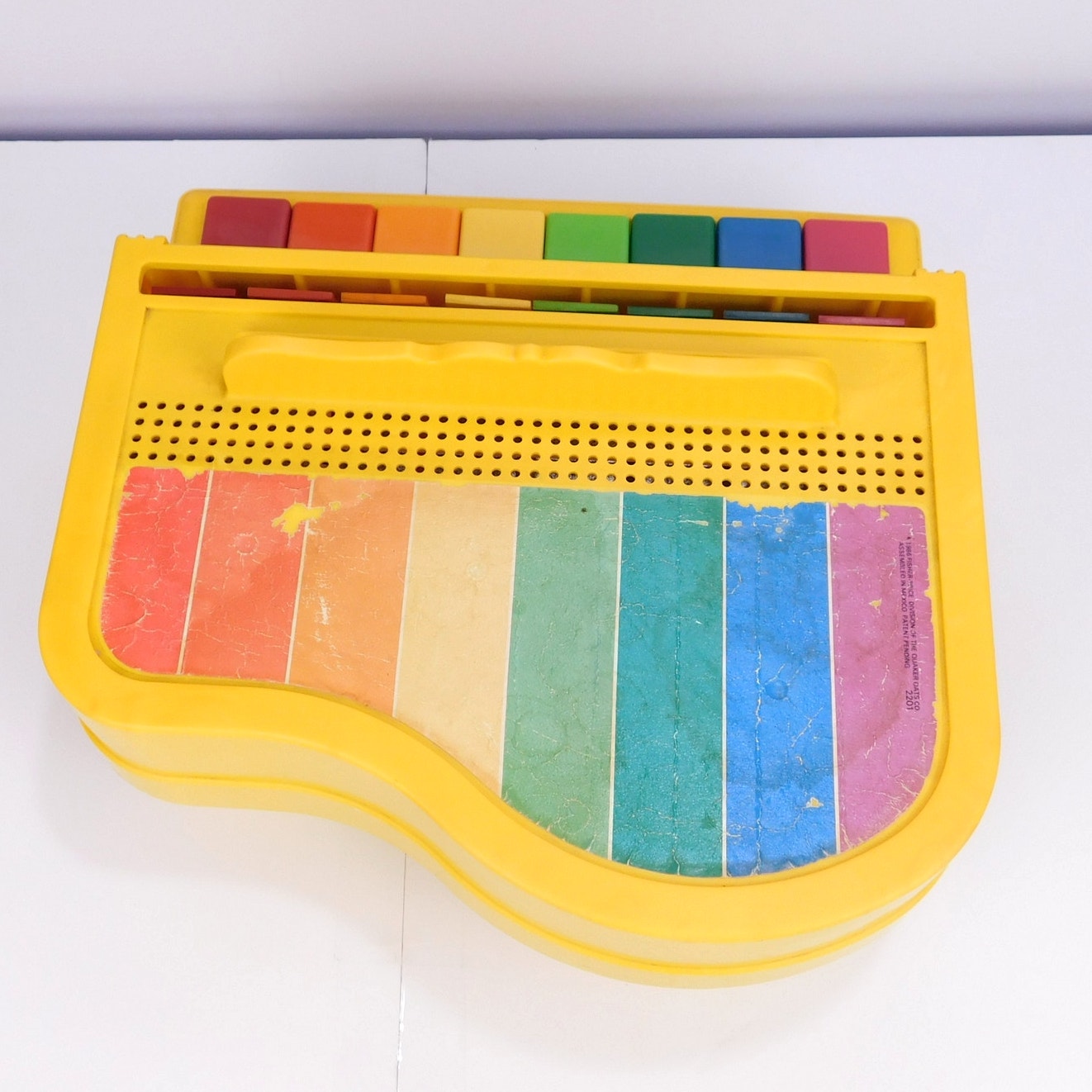 Vintage Fisher Price Grand Piano 1986 Yellow Rainbow Keys 2201 Tested