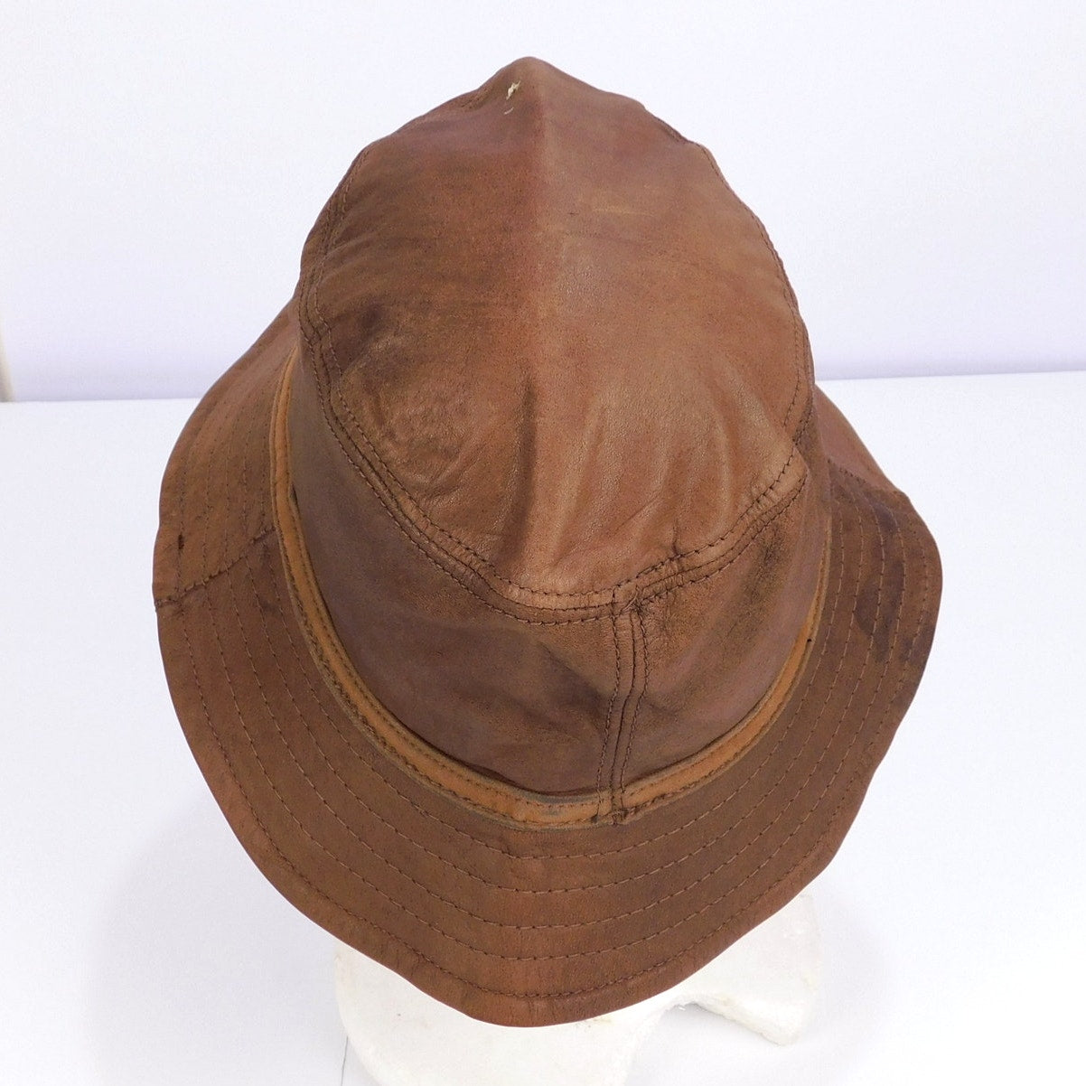 Vintage Adventure Bound Leather Bucket Hat Size S Brown Suede Interior
