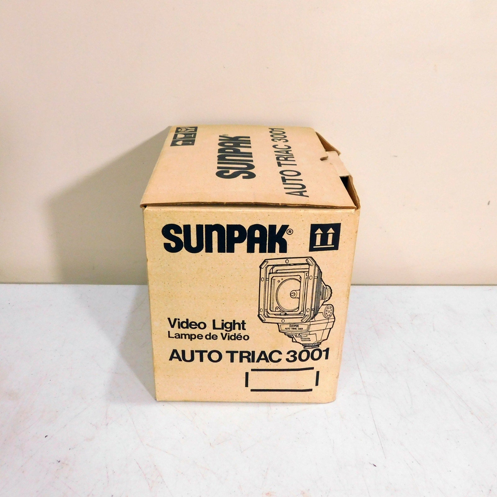 Vintage Sunpak Video Light Auto Triac 3001 Tested Working In Box