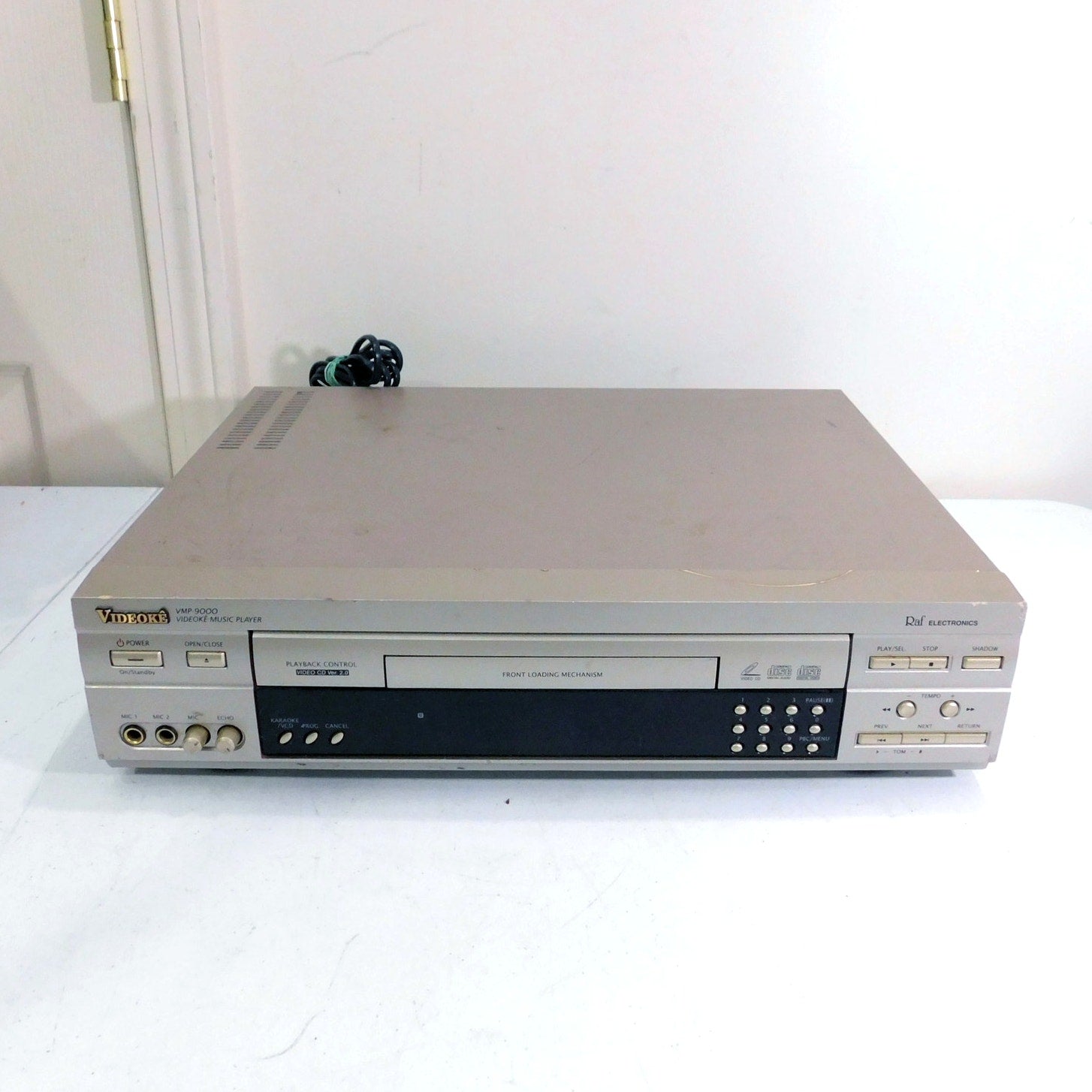 Vintage VCD CD Player Videoke VMP-9000 Karaoke Tested No Remote