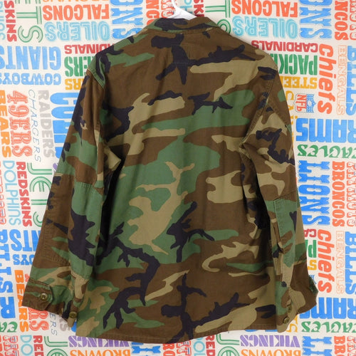 1999 US Army Woodland Camo Military Jacket - Size M