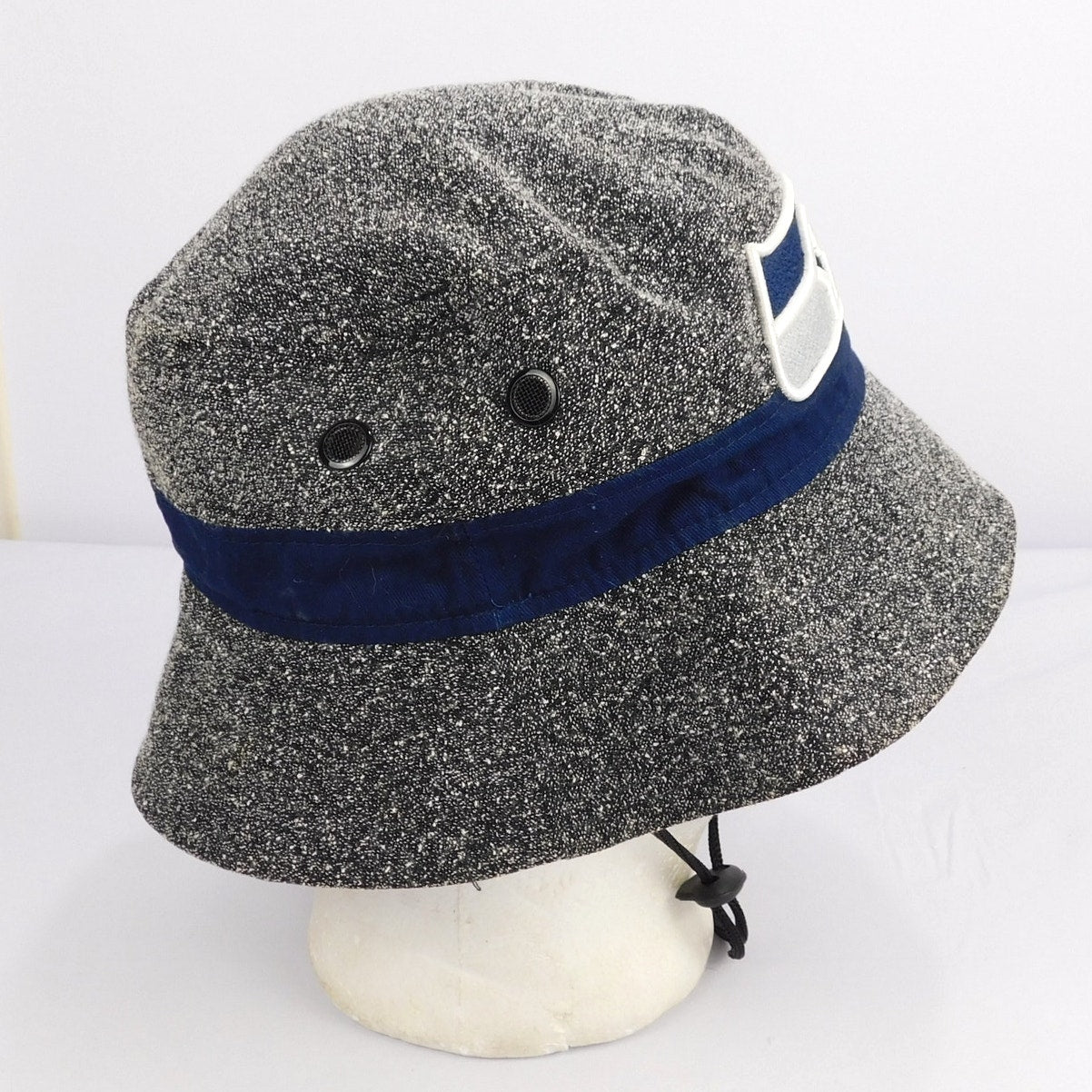New Era Seattle Seahawks Bucket Hat w/ Chin Strap - Size L