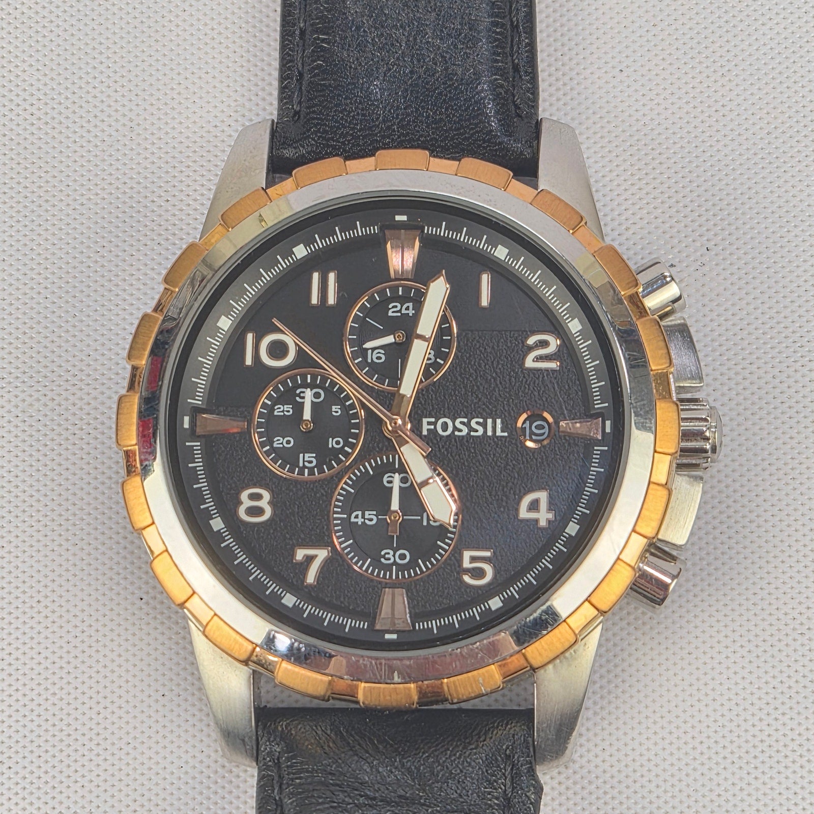 Fossil Dean FS4545 Mens Watch Chronograph Black Dial Leather Band New Battery