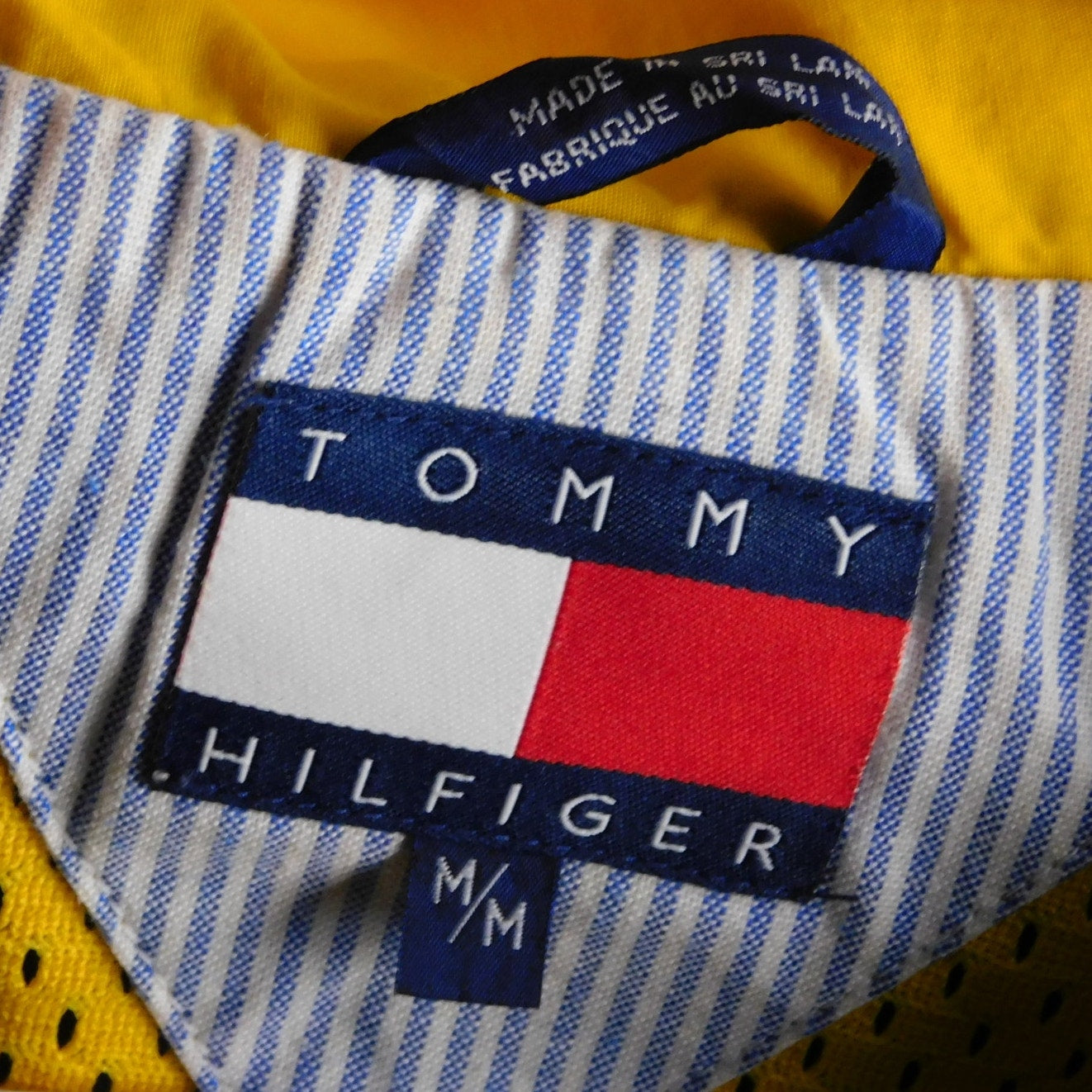 90s Tommy Hilfiger Windbreaker/Sailing Jacket - Size M
