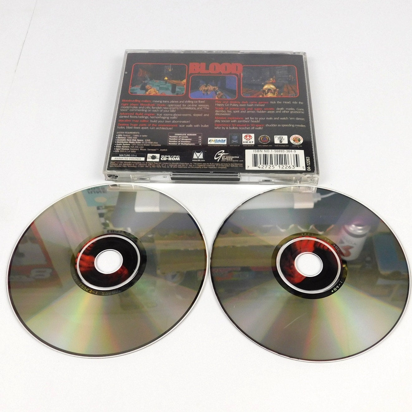 Blood PC CD ROM Game Complete 2 Disc Monolith GT Interactive DOS Windows 1997