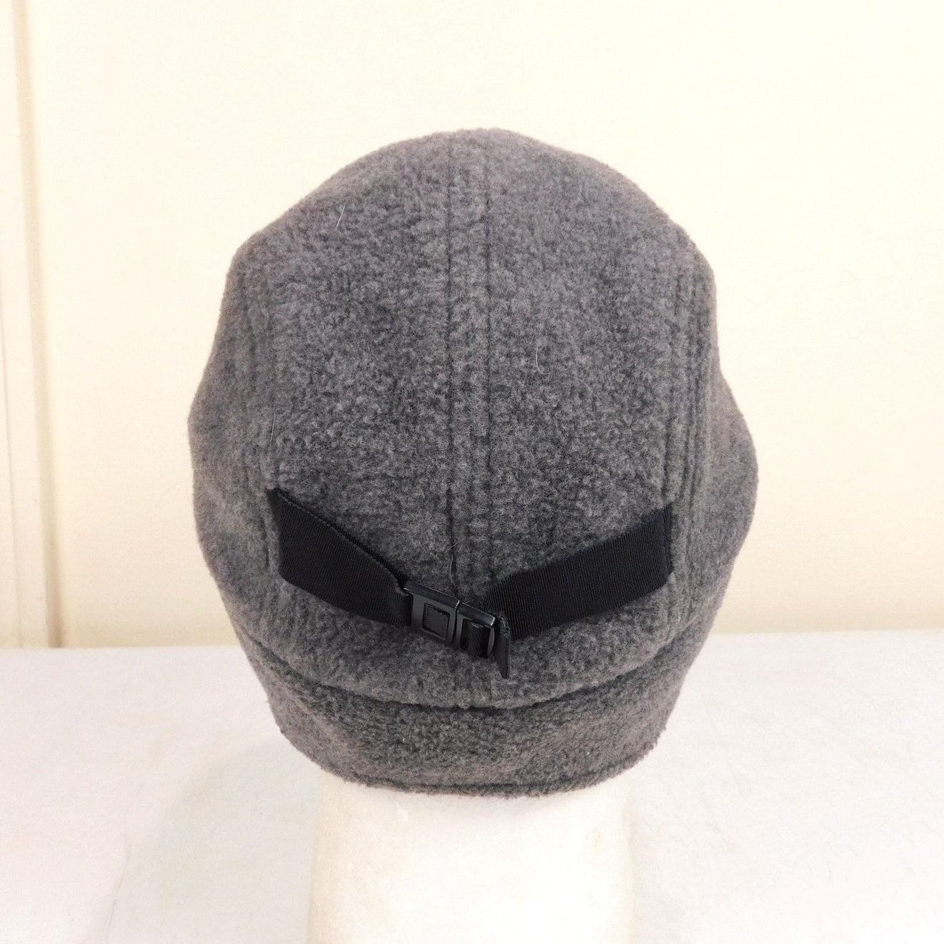 LL Bean Trapper Polartec Fleece Hat Strap Back Side Flaps Gray Size M USA Made