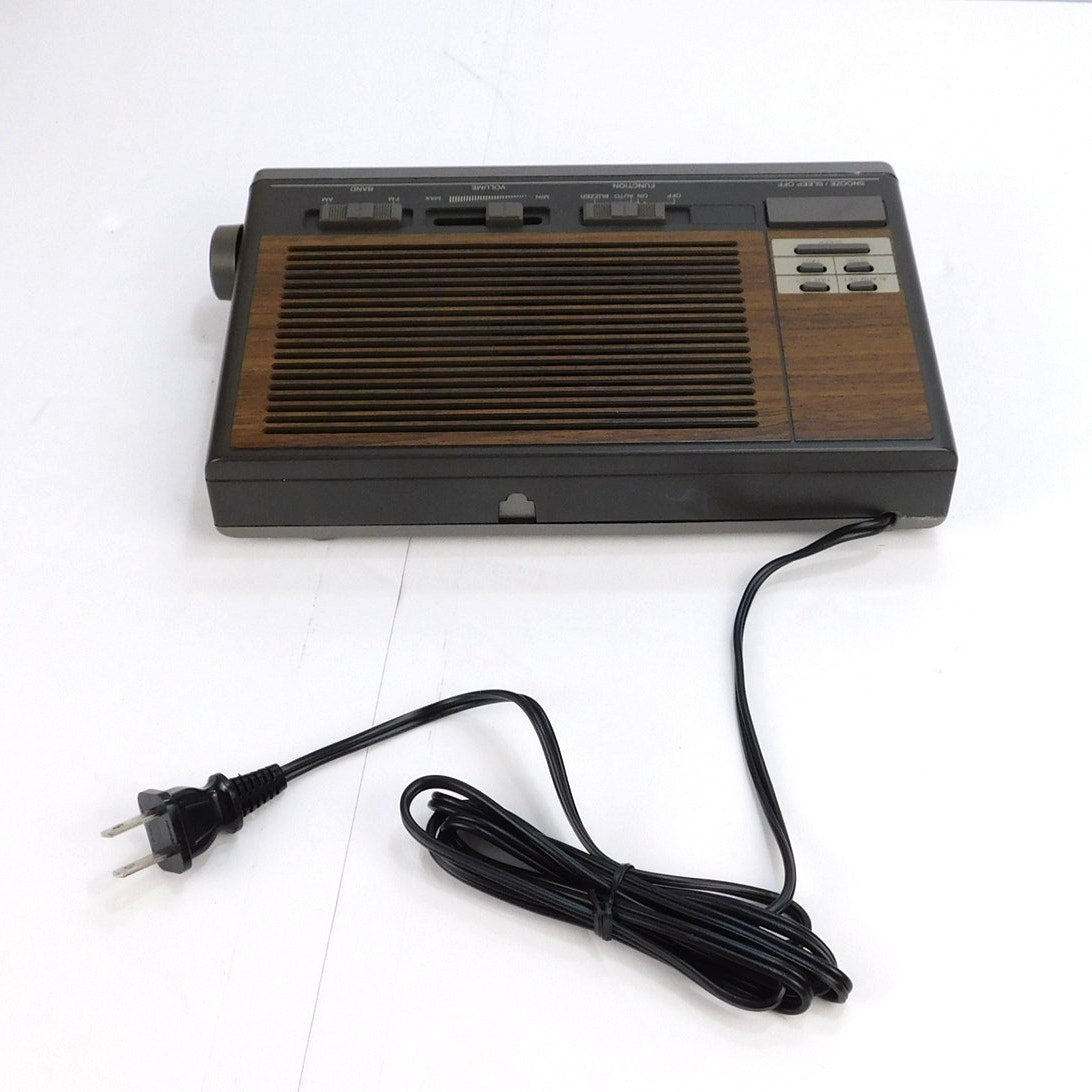Vintage Sears 572.3232 AM FM LED Alarm Clock Radio Woodgrain Box Manual Tested