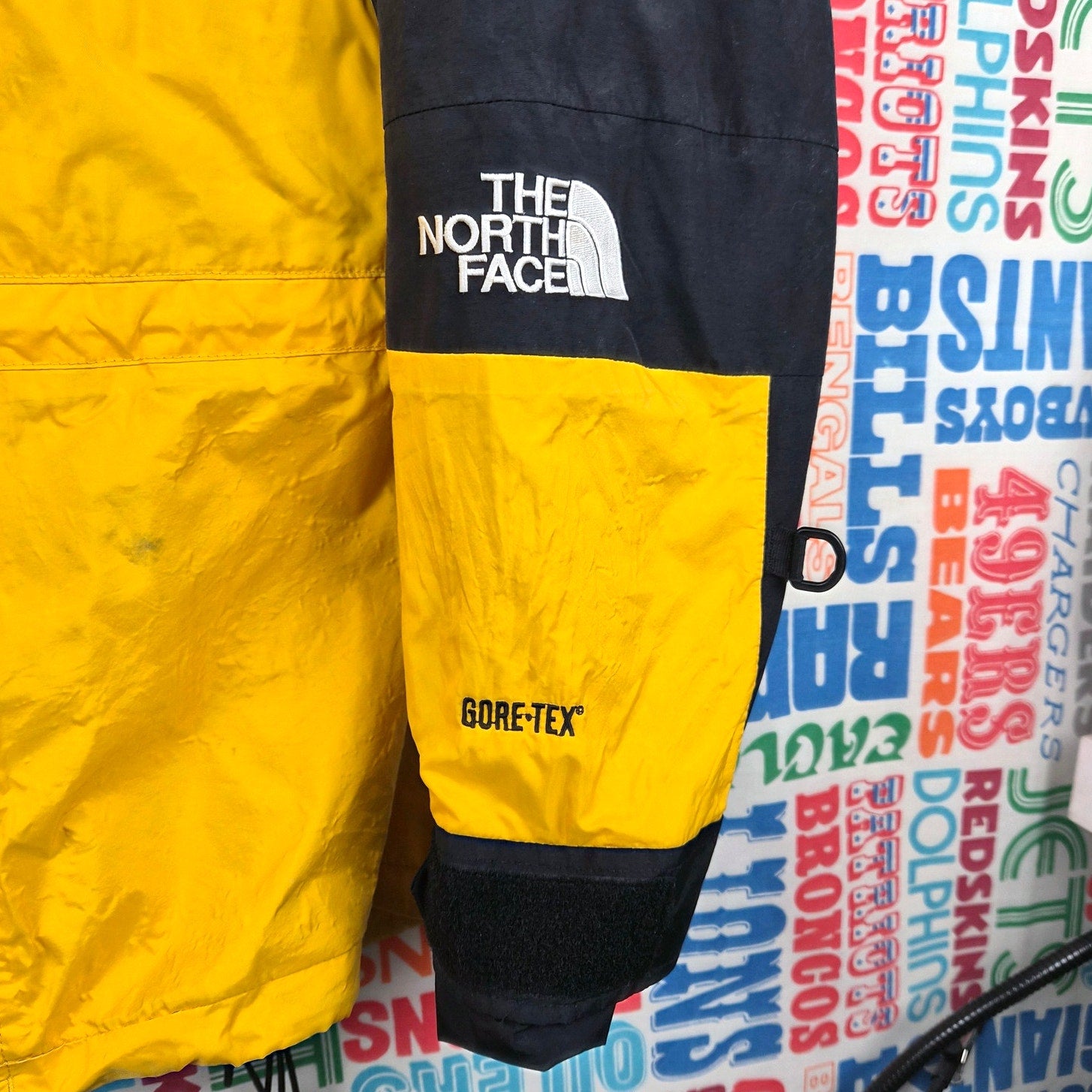 90s The North Face Mountain Light Summit Gold Gore Tex Jacket - Size M