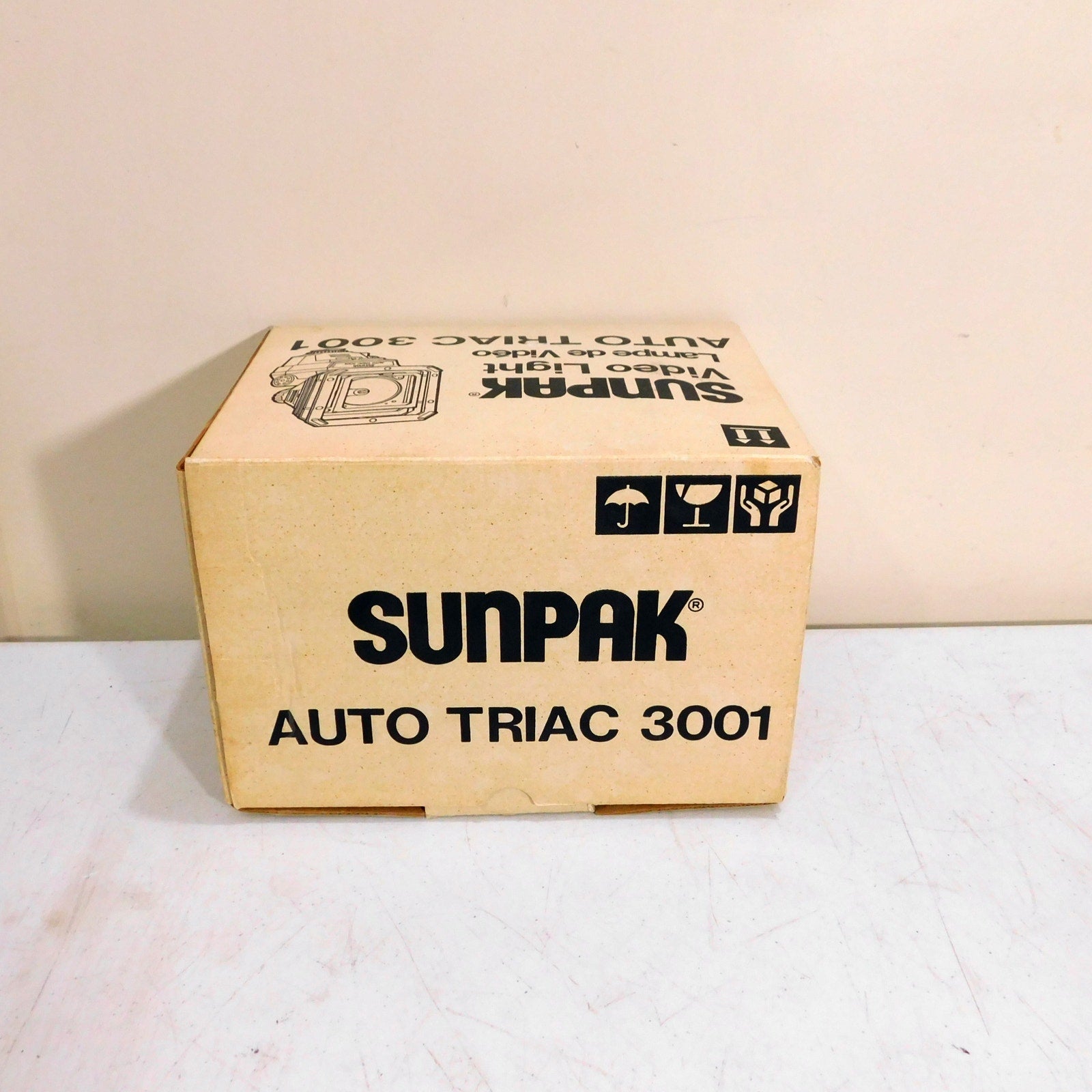 Vintage Sunpak Video Light Auto Triac 3001 Tested Working In Box