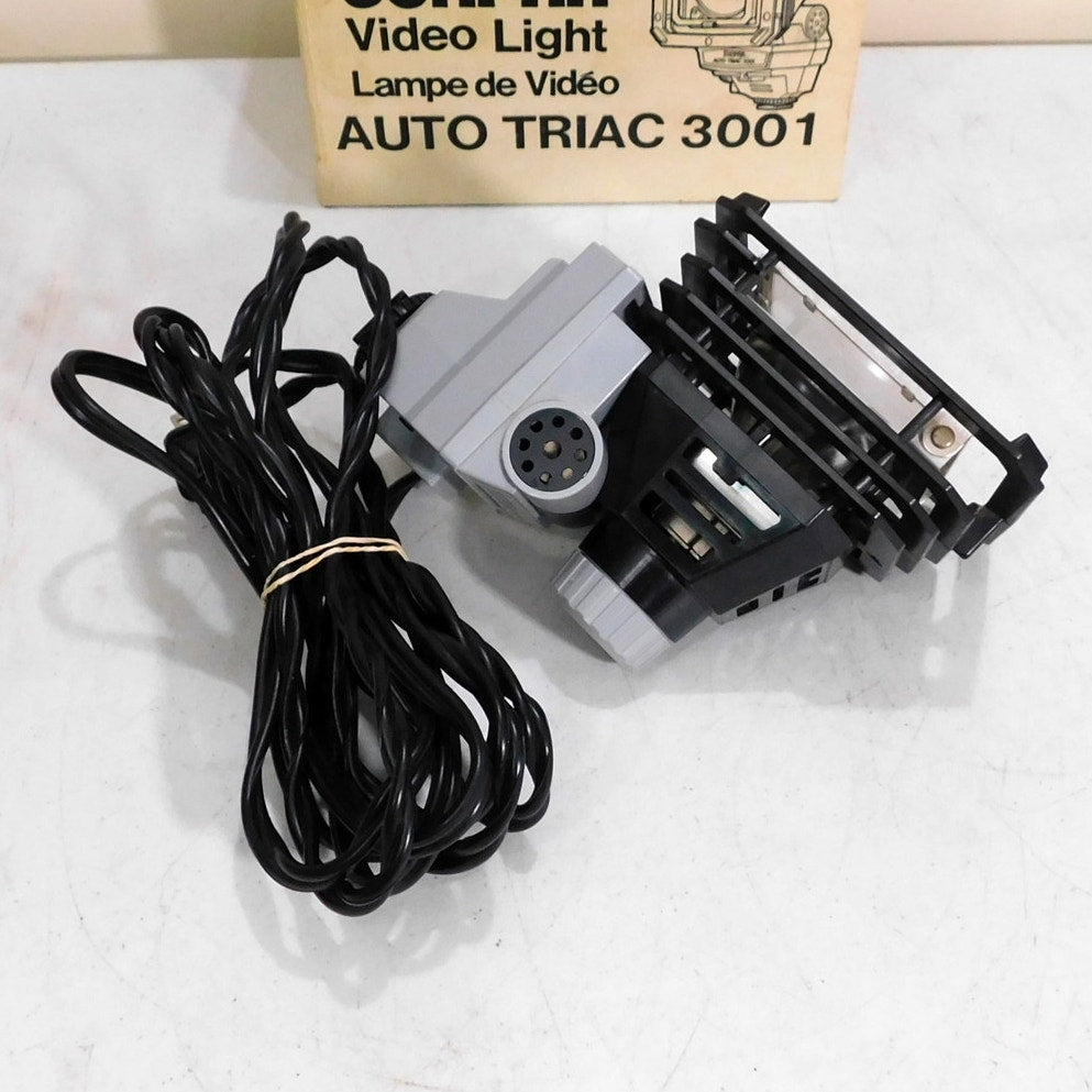 Vintage Sunpak Video Light Auto Triac 3001 Tested Working In Box