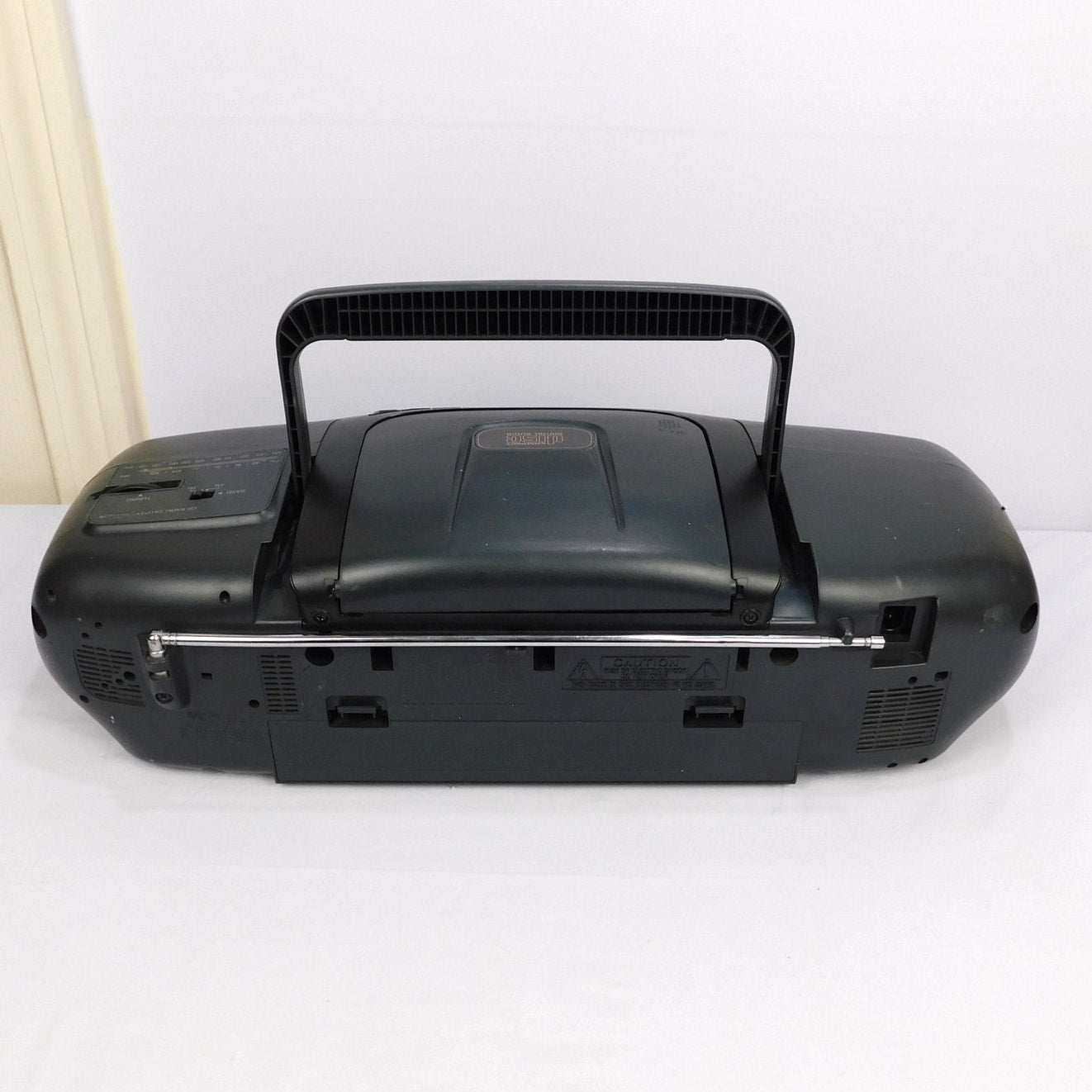 Sanyo MCD-Z2 Portable CD Cassette Boombox AM FM Radio Tested Working Vintage 90s