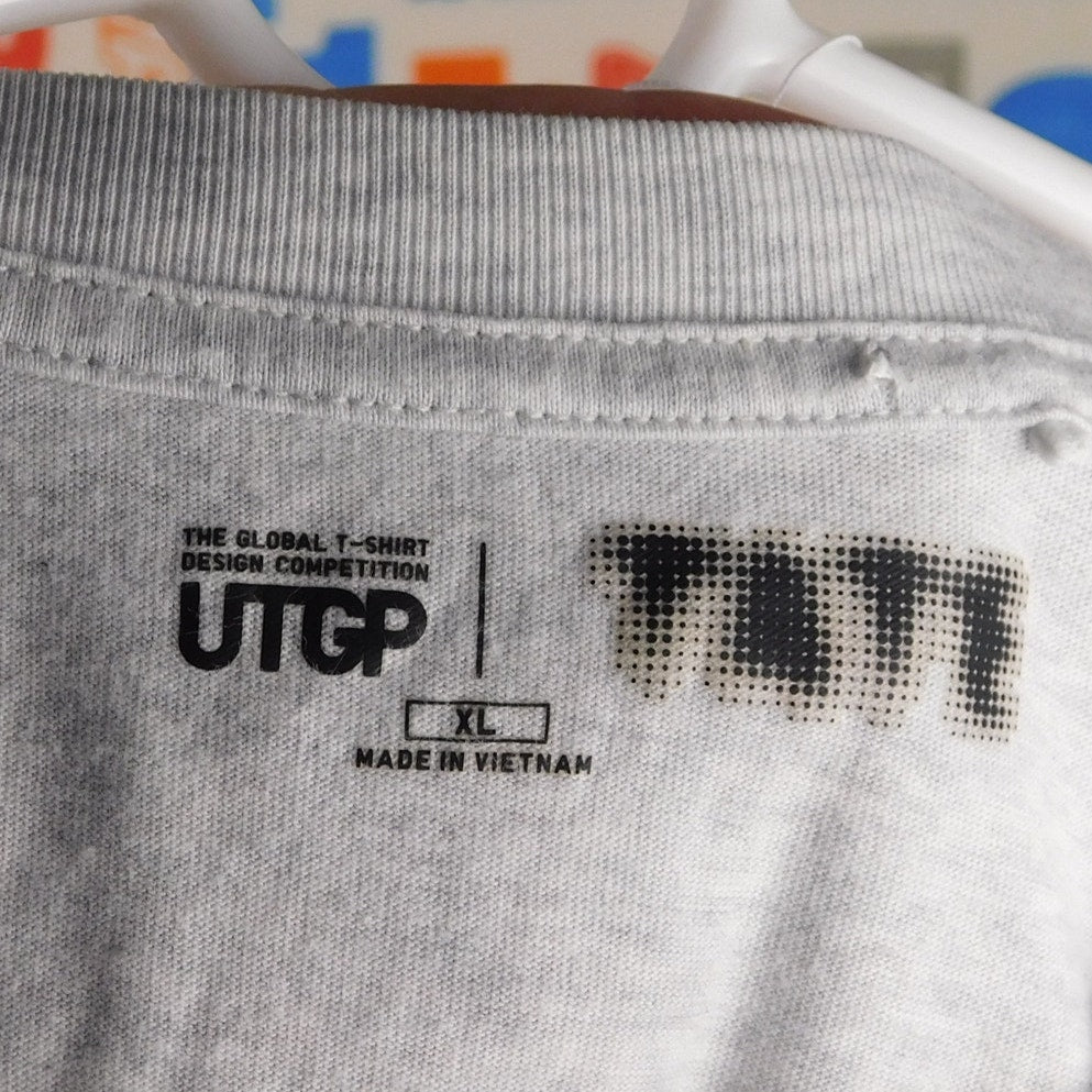 Uniqlo UTGP x Tate Modern Graphic T Shirt - Size XL