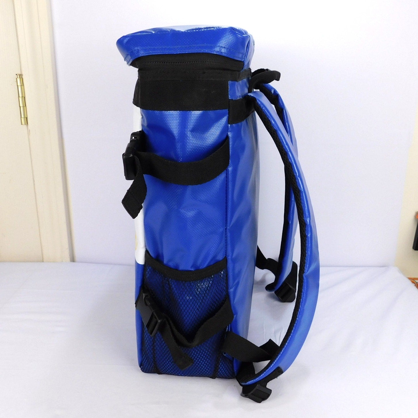 Corona Extra Cooler Backpack Insulated Zip Top Blue Label Promo Straps 18x13x5