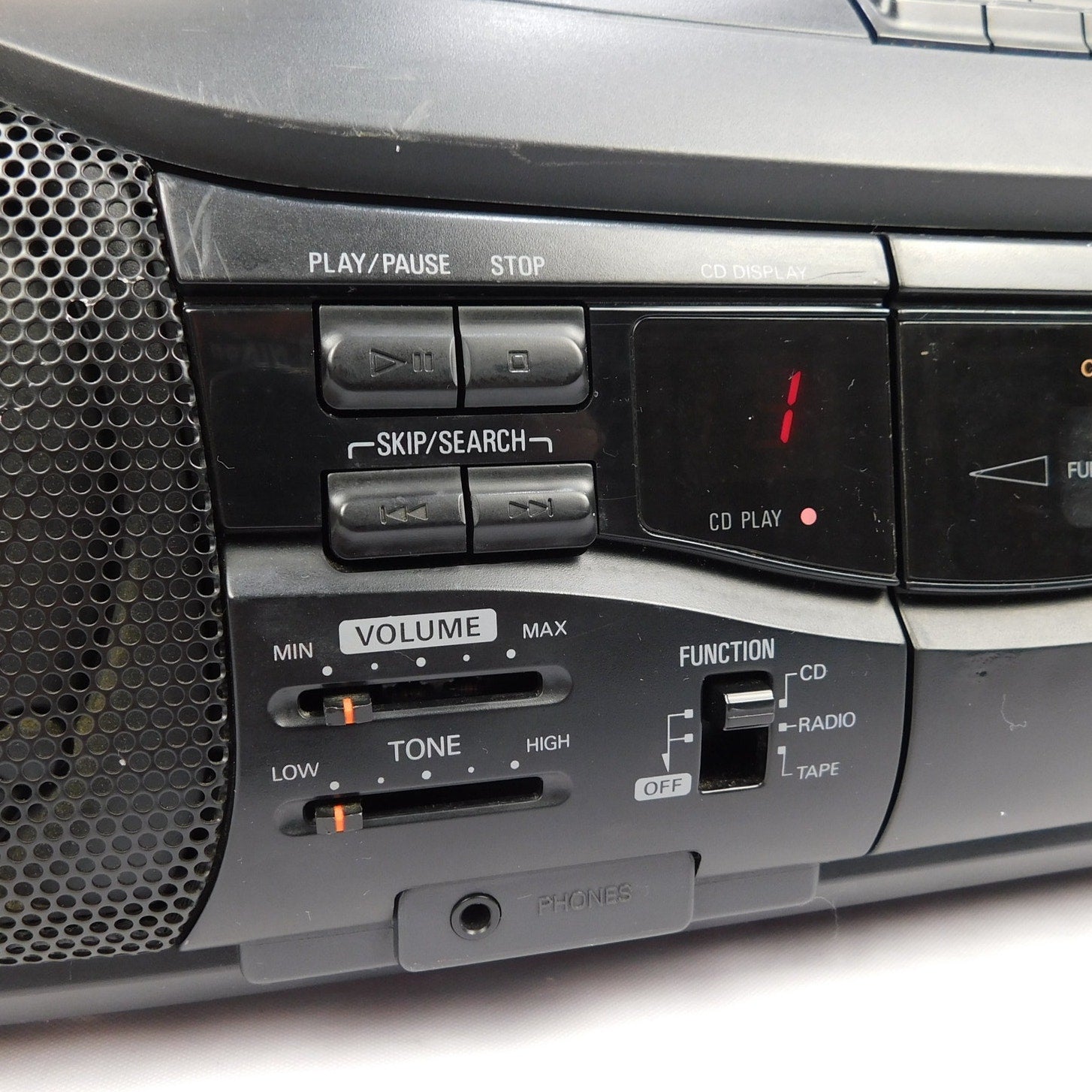 Sanyo MCD-Z2 Portable CD Cassette Boombox AM FM Radio Tested Working Vintage 90s