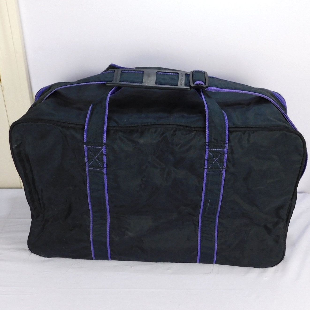 Vintage Members Only Duffel Bag Black Purple Nylon Travel Gym Weekend Bag