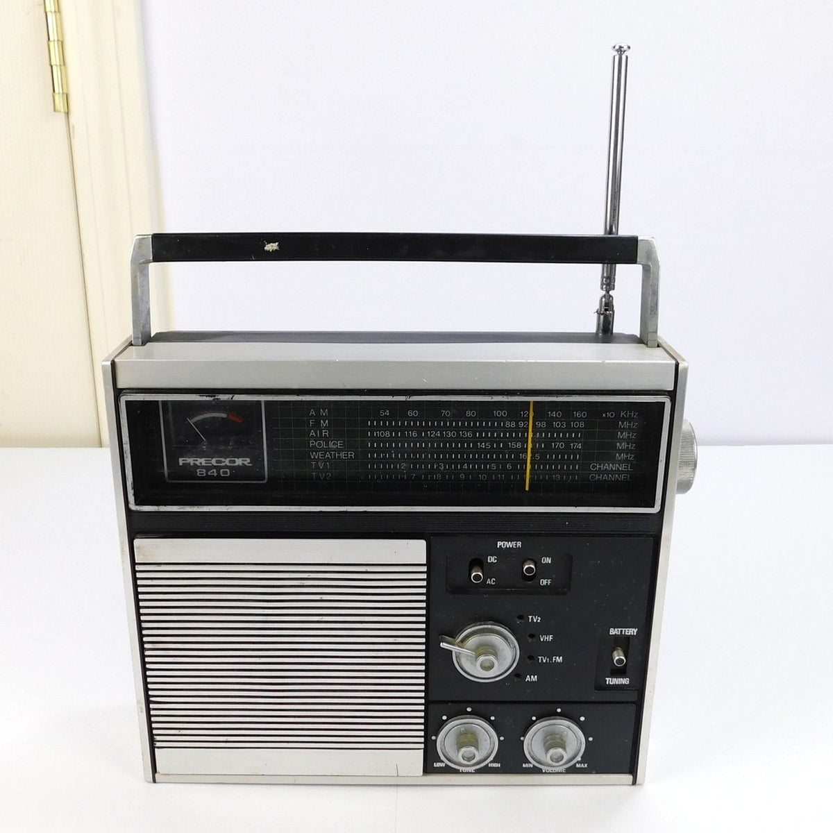 Vintage Precor 840 Multiband AM FM VHF Air Weather TV Portable Radio Tested