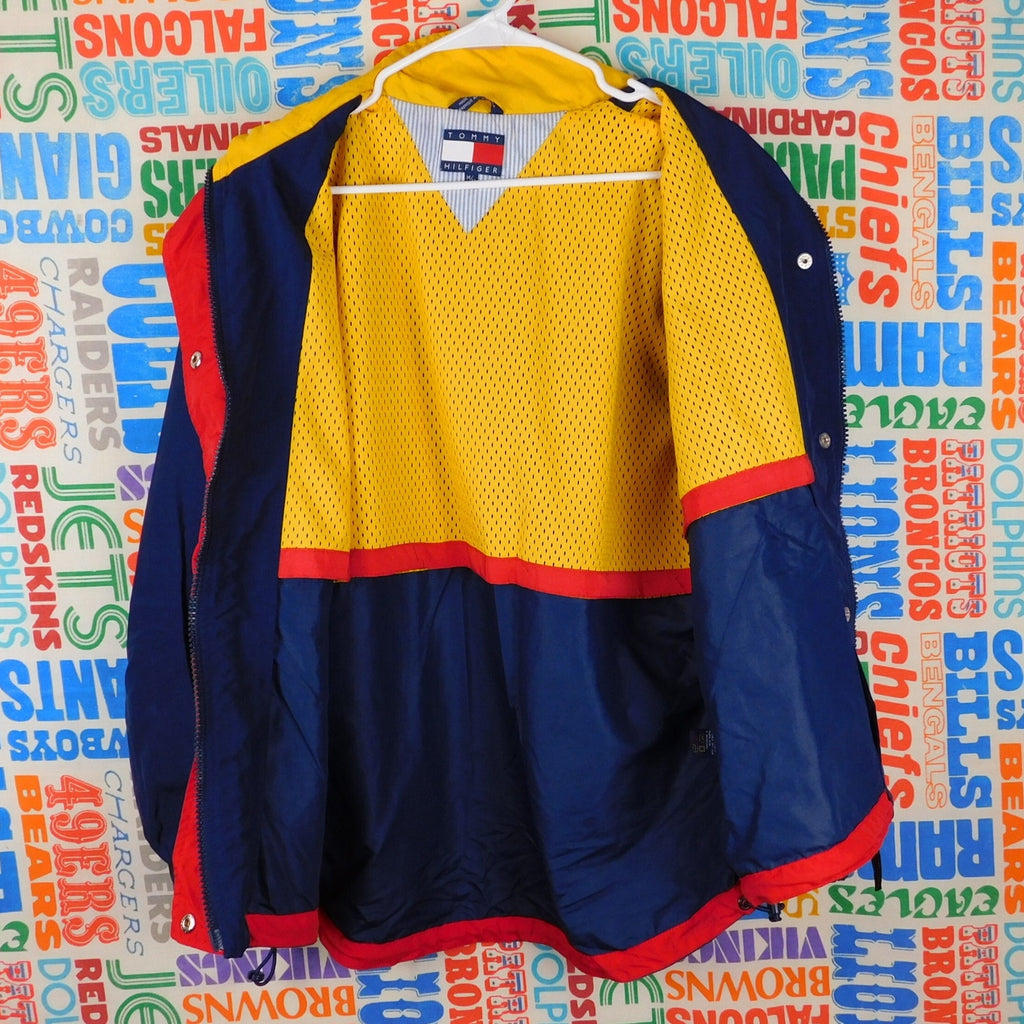 90s Tommy Hilfiger Windbreaker/Sailing Jacket - Size M